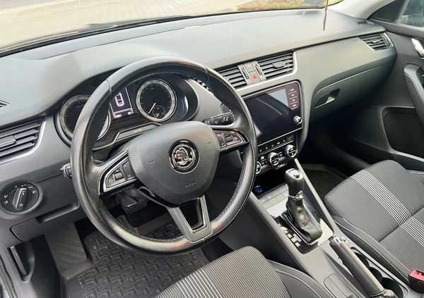 Skoda Octavia cena 58000 przebieg: 177825, rok produkcji 2017 z Wąsosz małe 191